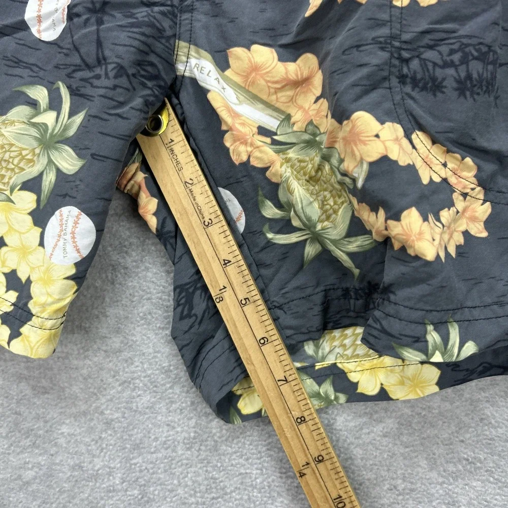 Tommy Bahama Swim Shorts Mens Large Hawaiian Tropical Slugger Baseball Relax Y2K